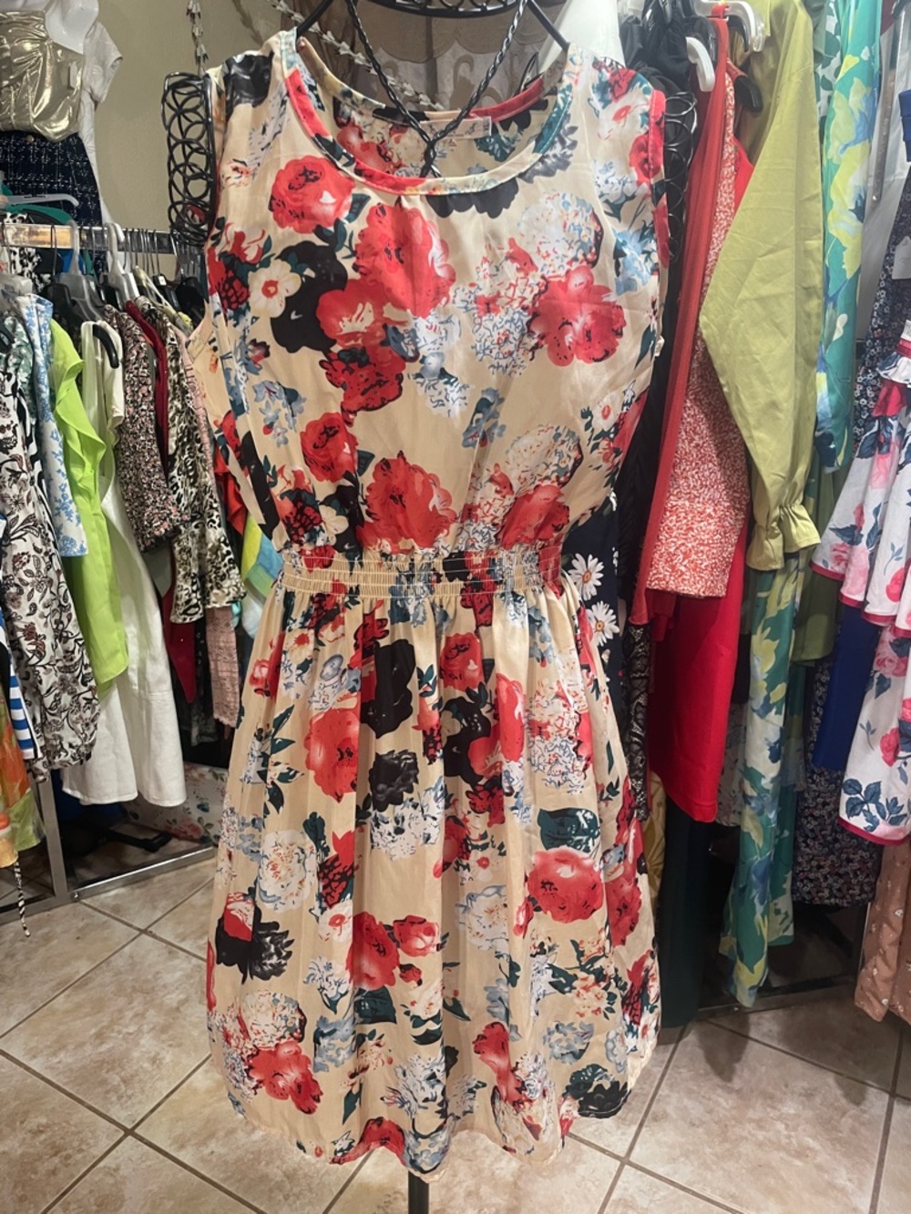 Sleeveless Floral Midi Dress in Cream and Red